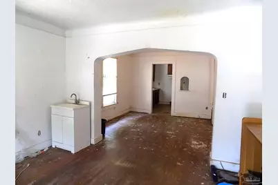 204 N E St #A, B, C, Pensacola, FL 32501 - Photo 15