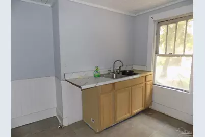 204 N E St #A, B, C, Pensacola, FL 32501 - Photo 31