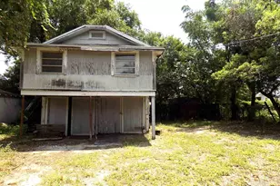 204 N E St, Pensacola, FL 32501 - Photo 3