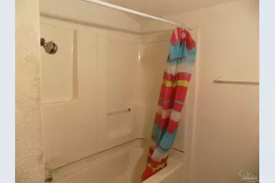 204 N E St #A, B, C, Pensacola, FL 32501 - Photo 9