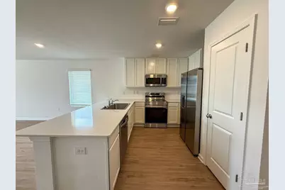 4615 Carlstrom Ln, Pensacola, FL 32507 - Photo 3