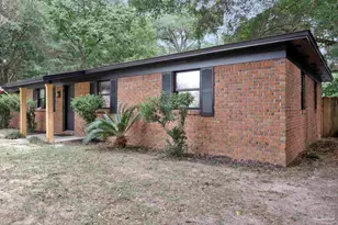 7075 Ben Sasser Dr, Pensacola, FL 32526 - Photo 3