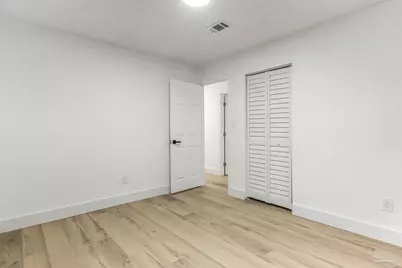 7075 Ben Sasser Dr, Pensacola, FL 32526 - Photo 25