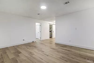 7075 Ben Sasser Dr, Pensacola, FL 32526 - Photo 5