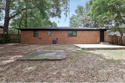 7075 Ben Sasser Dr, Pensacola, FL 32526 - Photo 47