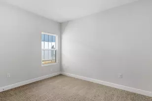 2021 Wiregrass St, Navarre, FL 32566 - Photo 29