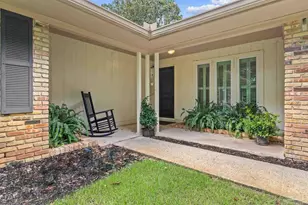 1559 Oak Shore Dr, Gulf Breeze, FL 32563 - Photo 3