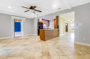 308 SE Hollywood Blvd, Fort Walton Beach, FL 32548 - Photo 11
