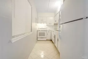 209 W Miracle Strip Parkway, Mary Esther, FL 32569 - Photo 11