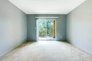 209 W Miracle Strip Parkway, Mary Esther, FL 32569 - Photo 17