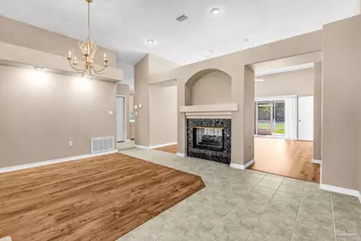 2024 Fountainview Dr, Navarre, FL 32566 - Photo 7