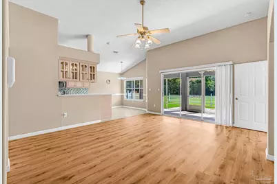 2024 Fountainview Dr, Navarre, FL 32566 - Photo 9