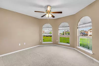 2024 Fountainview Dr, Navarre, FL 32566 - Photo 15