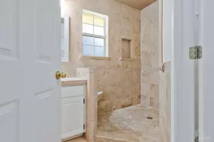 5049 Lantana Dr, Gulf Breeze, FL 32563 - Photo 21