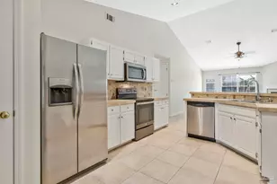 5049 Lantana Dr, Gulf Breeze, FL 32563 - Photo 5