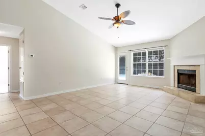 5049 Lantana Dr, Gulf Breeze, FL 32563 - Photo 7