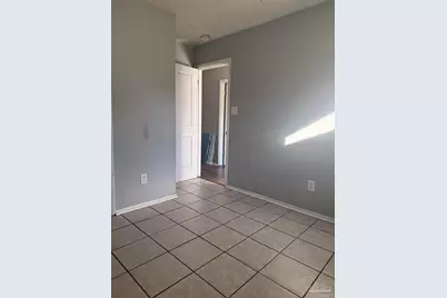 2121 Eliasberg Ave, Pensacola, FL 32507 - Photo 9