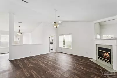 384 Mirabelle Dr, Pensacola, FL 32514 - Photo 9