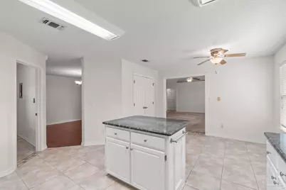 9277 Hansel Dr, Navarre, FL 32566 - Photo 19