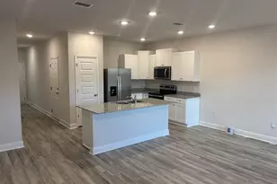 1202 Fairchild Vlg Dr, Pensacola, FL 32504 - Photo 3