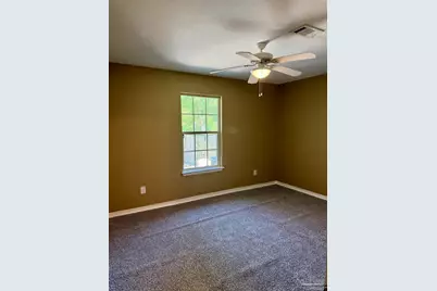 1570 Woodlawn Way, Gulf Breeze, FL 32563 - Photo 11