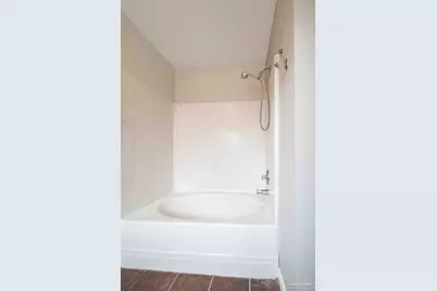 630 Downhaul Dr, Pensacola, FL 32507 - Photo 13