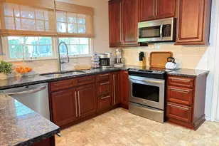 208 Hibiscus Ave, Gulf Breeze, FL 32561 - Photo 17