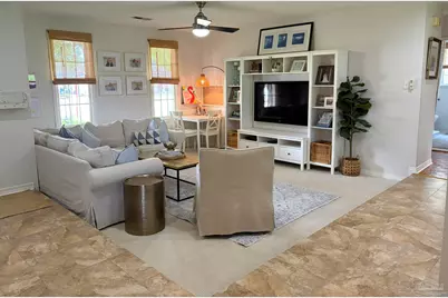 208 Hibiscus Ave, Gulf Breeze, FL 32561 - Photo 9