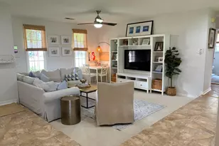 208 Hibiscus Ave, Gulf Breeze, FL 32561 - Photo 9