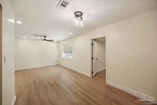 5431 Tomlinson Dr, Pensacola, FL 32526 - Photo 31