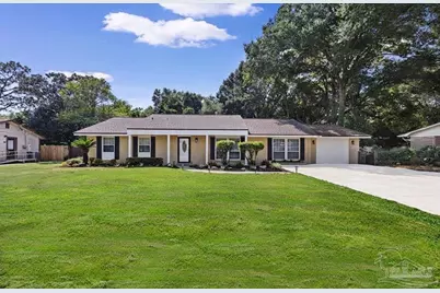 5431 Tomlinson Dr, Pensacola, FL 32526 - Photo 1