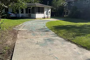 5527 Lynwood Rd, Pensacola, FL 32506 - Photo 13