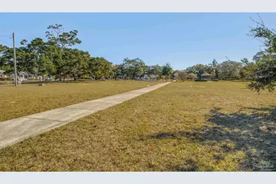 1515 E Lakeview Ave, Pensacola, FL 32503 - Photo 39