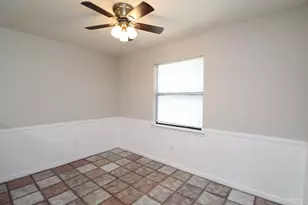 5250 Powrie Dr, Pensacola, FL 32504 - Photo 7