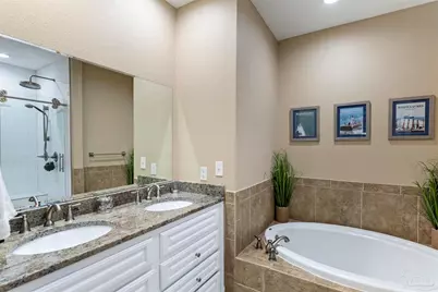 207 W Jackson St #11, Pensacola, FL 32501 - Photo 19