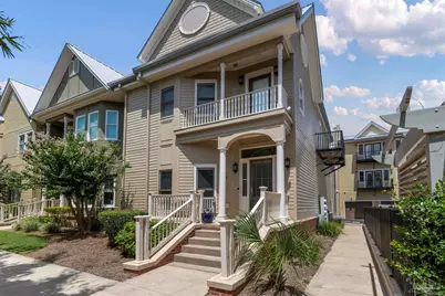 207 W Jackson St #11, Pensacola, FL 32501 - Photo 1