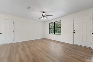 5429 Camille Gardens Cir, Milton, FL 32570 - Photo 13