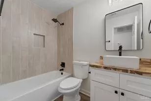 5429 Camille Gardens Cir, Milton, FL 32570 - Photo 11