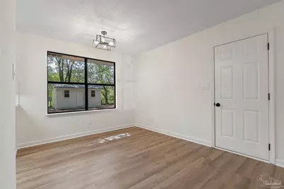 5429 Camille Gardens Cir, Milton, FL 32570 - Photo 17