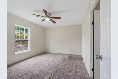 811 N D St, Pensacola, FL 32501 - Photo 31