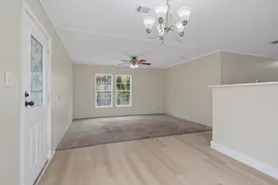 811 N D St, Pensacola, FL 32501 - Photo 9