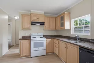 811 N D St, Pensacola, FL 32501 - Photo 21