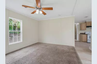 811 N D St, Pensacola, FL 32501 - Photo 15