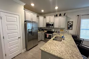 1210 W Government St, Pensacola, FL 32502 - Photo 9