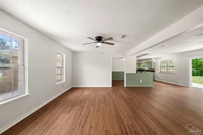 5407 Admiral Doyle Dr, Pensacola, FL 32506 - Photo 5