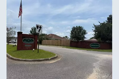 1229 Brownfield Rd, Pensacola, FL 32526 - Photo 3
