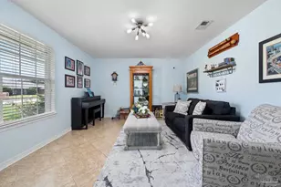 1406 Connemara Cir, Gulf Breeze, FL 32563 - Photo 9