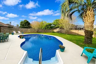 1406 Connemara Cir, Gulf Breeze, FL 32563 - Photo 1