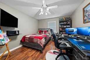 1406 Connemara Cir, Gulf Breeze, FL 32563 - Photo 13
