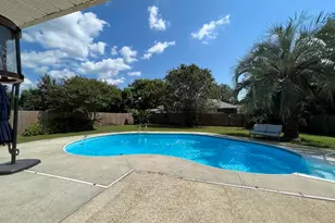 1406 Connemara Cir, Gulf Breeze, FL 32563 - Photo 33